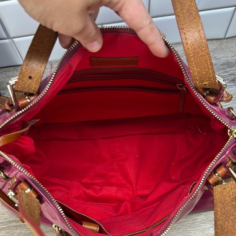 Dooney & Bourke Venus Nina Bag in Magenta! GUC! - Picture 4 of 12